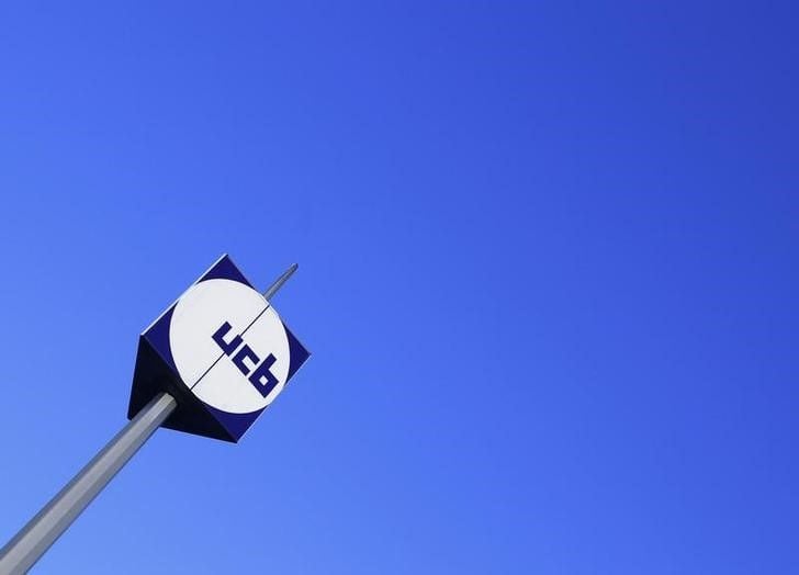  Avis d'analystes du jour : UCB et d'Ieteren entourées, Scor et Engie dégradées, ASML et ASMi chouchoutées 