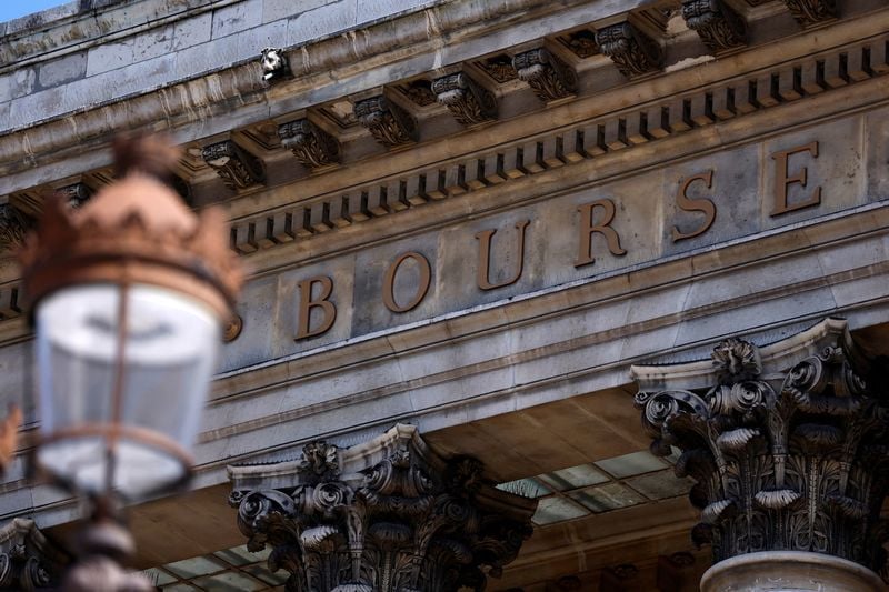 Markets Digest Trump's Latest Salvo Ahead of Earnings Deluge