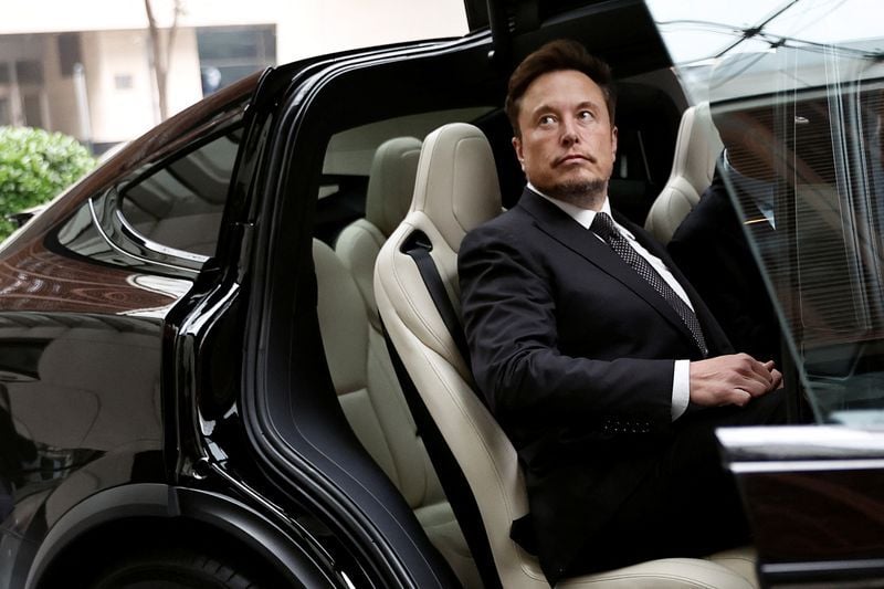 Tesla: Musk's previous compensation plan could erase years of profits