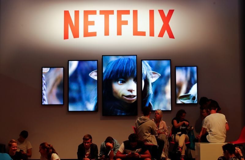 Netflix targets Warner Bros Discovery and bets on bundled offers to seduce regulators