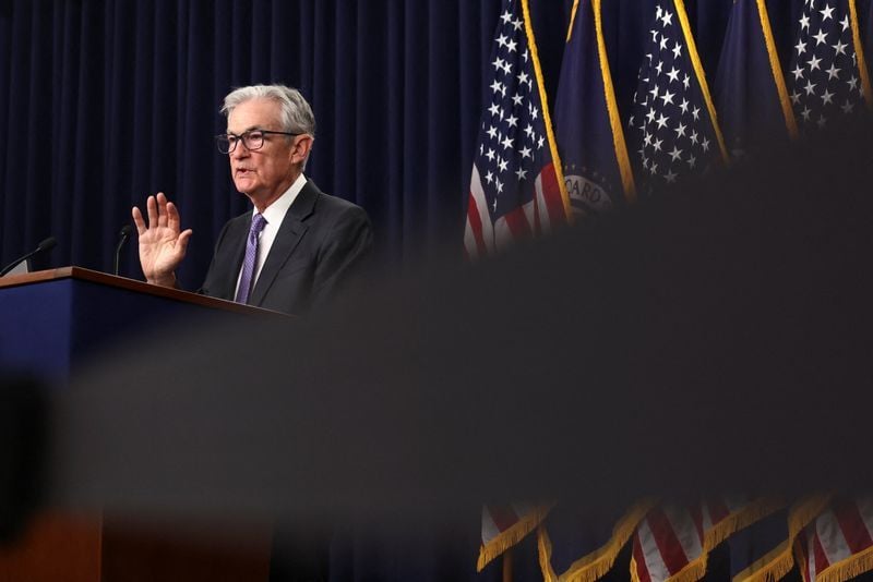 Political pressure and economic fog, the Fed at the heart of a perfect storm