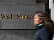 Borsa e Dollaro Canadese in Calo dopo l'Annuncio dei Dazi di Trump sulle Importazioni dal Canada