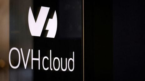 OVH toujours à fond la caisse en bord de piste