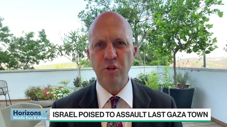 Israel Poised to Assault Last Gaza Town
