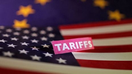 Nube arancelaria reaparece sobre el soleado Wall Street