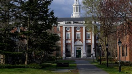 USA-L'administration Trump retire à Harvard son droit d'accueillir des étudiants étrangers