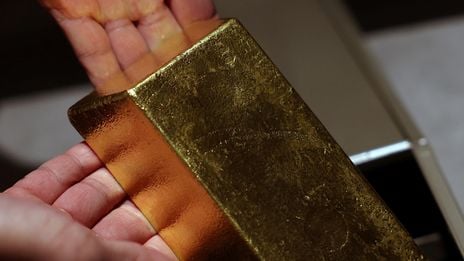 Gold falls to two-week low as Israel-Iran ceasefire erodes safe-haven demand