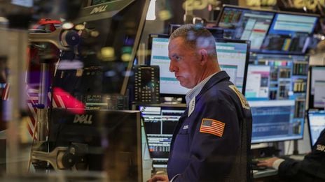 Investors set for first US earnings quarter under Trump tariff war