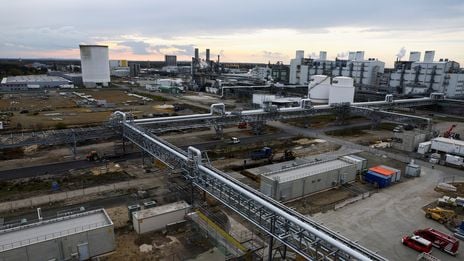 German chemical lobby VCI sees no sector recovery before 2026
