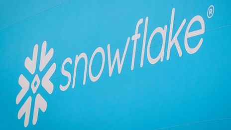 Snowflake melts on the stockmarket, despite increasing adoption of its AI offerings