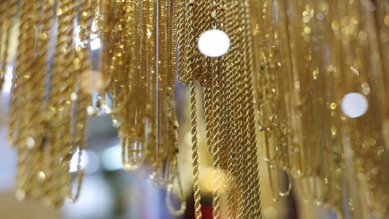 L'or rebondit sur des achats à bon compte malgré l'espoir d'un accord commercial entre les États-Unis et la Chine