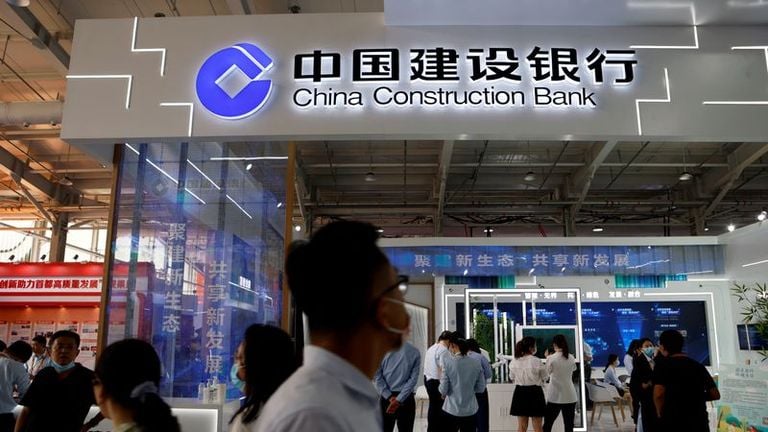 Los cinco grandes bancos chinos registran márgenes más reducidos ante la persistencia de los retos económicos